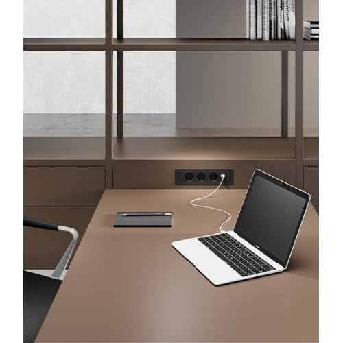 Врезной блок розеток 3х220В + USB тип С, черный, Versaframe ASA 060.40F.00009