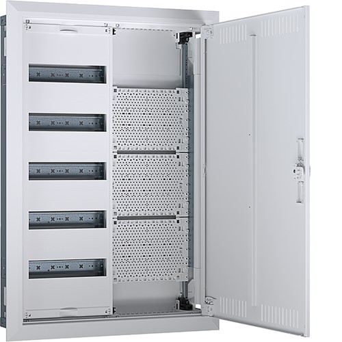 Щит на 60мод. + Multimedia, внутренний, 807x565x112мм Univers IP30/II QC Hager FWU52K1