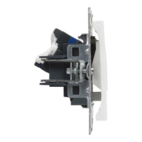 Розетка информационная двойная RJ45 cat. 6 UTP, белый, Suno Legrand 721153