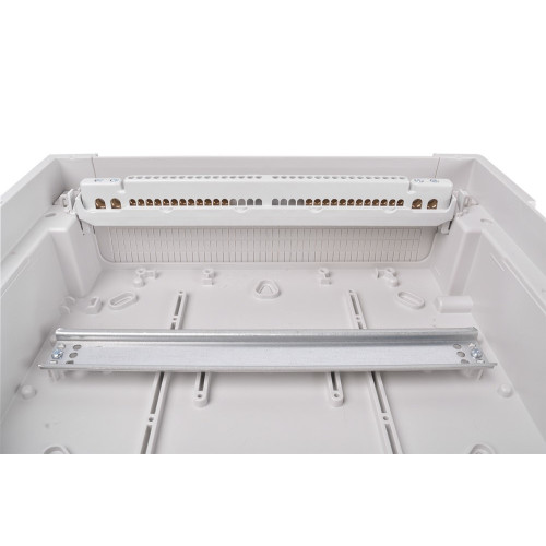 Пластиковый корпус на 28 модулей, встраиваемый, IP40 e.plbox.industrial.w.28 ENEXT i0600003