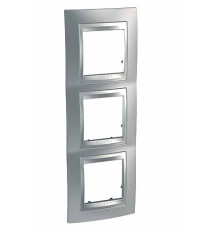 Рамка 3 поста, матовый хром, вертикальная Unica MGU66.006V.038 Schneider