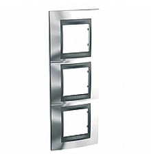 Рамка 3 поста, блестящий хром, вертикальная Unica MGU66.006V.210 Schneider
