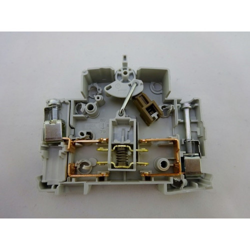 Переключатель I-0-II трехпозиционный 2-х полюсный, 40 А, SFT240 Hager