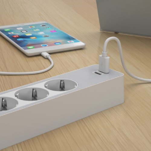 Удлинитель на 3 розетки + USB, шнур 1,5м, черный, Unica Extend ST943U1B Schneider