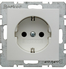 Розетка с заземлением и шторками, полярная белизна-matt, S.1 Berker 47231909