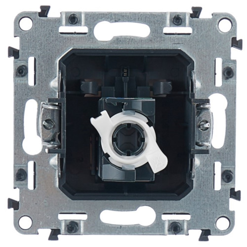 Розетка компьютерная RJ45 кат.5е UTP , Valena 753070 Legrand