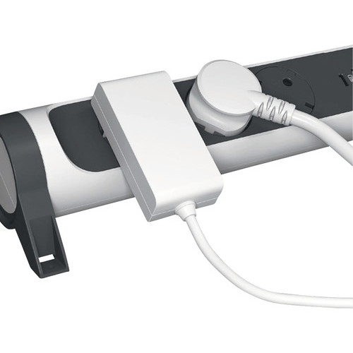 Удлинитель на 3 розетки 16 А с USB A+C, с УЗИП, кабель 1,5 м, белый/черный, премиум 694508 Legrand