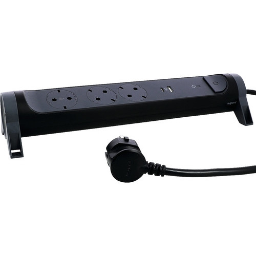 Удлинитель на 3 розетки 16 А с USB A+C, с УЗИП, кабель 1,5 м, черный, премиум 694512 Legrand