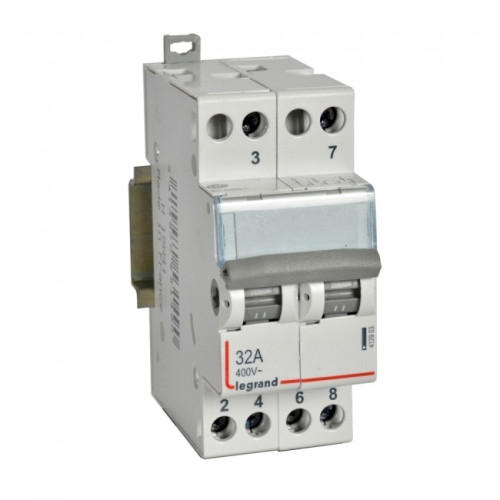 Переключатель трехпозиционный модульный I-0-II, 32А 2 полюса Legrand 412903