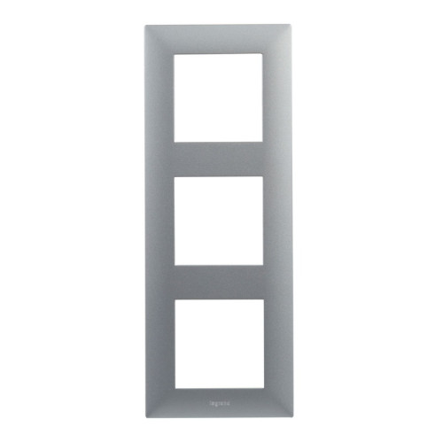 Рамка 3 поста, сталь, Niloe Step Legrand 863493