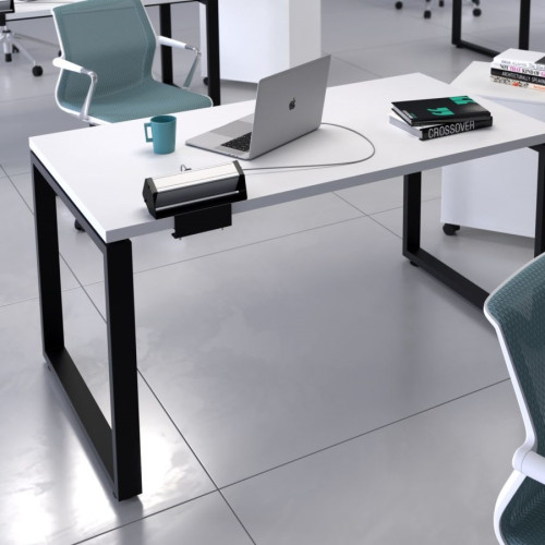 Накладной блок розеток 3х220В + 2xUSB, Versadesk ASA 060.23F.00131